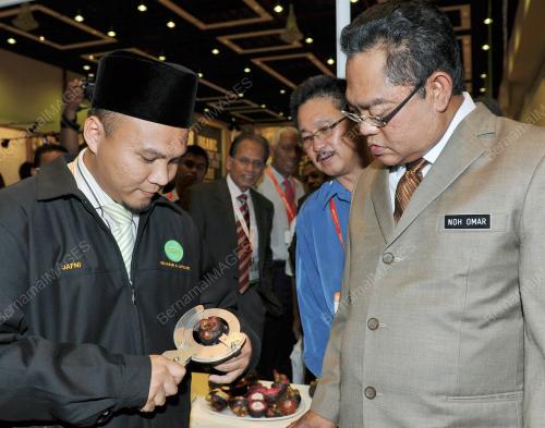DATUK SERI NOH OMAR