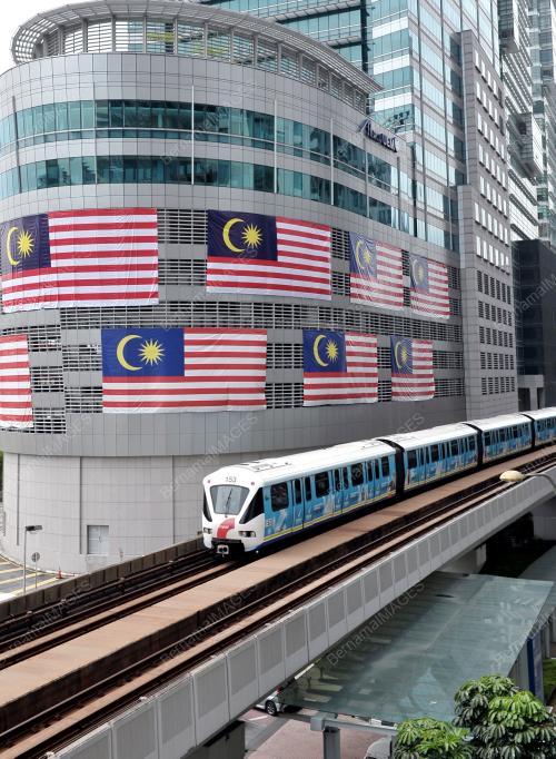 KL20_13082013_BENDERA