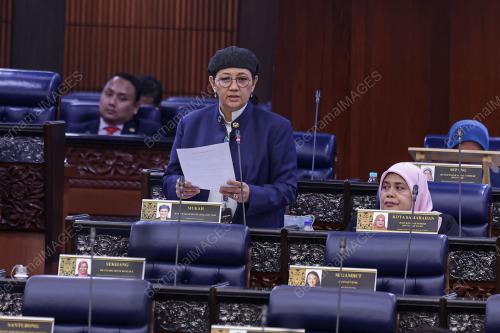 DATUK HANIFAH HAJAR TAIB