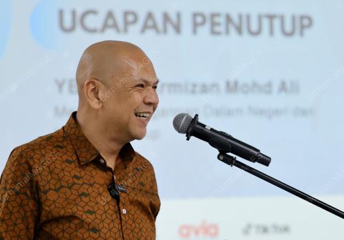 DATUK ARMIZAN MOHD ALI