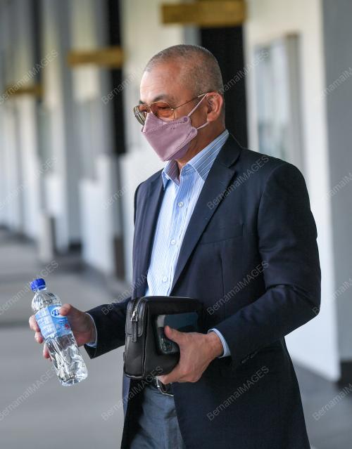 DATUK ROZMAN ISLI