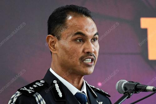 DATUK AZRY AKMAR AYOB
