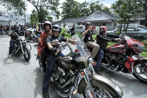 BIG BIKES FUNDRAISING CHARITY EVENT BN201712053324