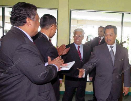MUHYIDDIN YASSIN