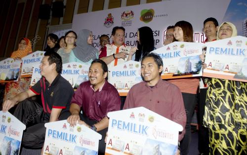 KL20_14092015_RAZAKMAS