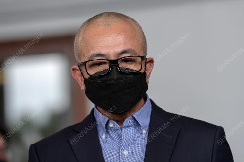 DATUK ROZMAN ISLI