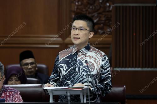 WONG KAH WOH