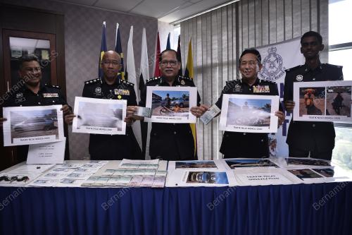 DATUK AZISMAN ALIAS JAAFAR