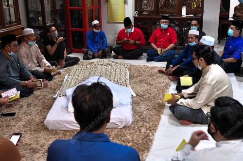 TAN SRI ZALEHA ISMAIL MENINGGAL DUNIA