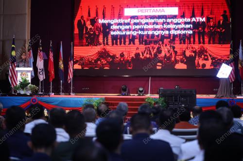 DATUK SERI MOHAMED KHALED NORDIN