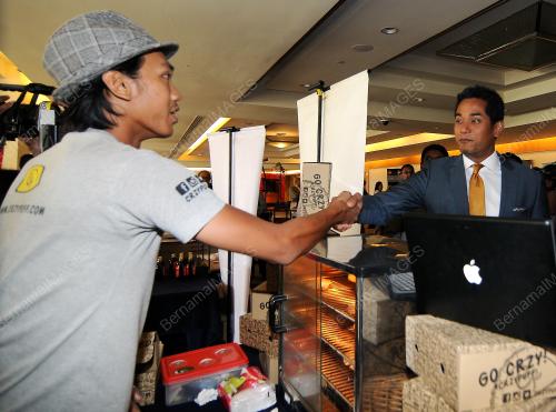 KL20_16022015_KHAIRY_JAMALUDDIN