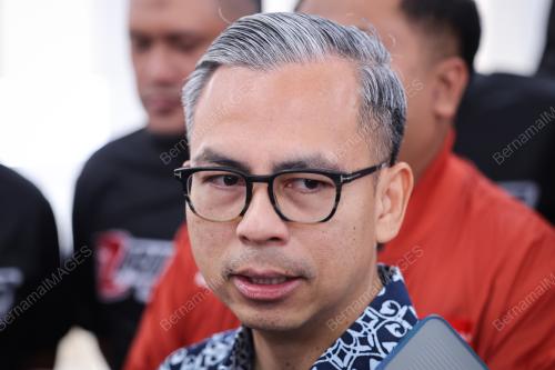 FAHMI FADZIL