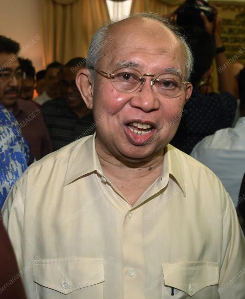 KL20_16062018_RAZALEIGH