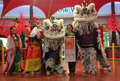 KL20_17012011_LION_DANCE