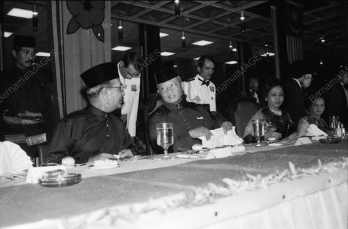 MAJLIS MAKAN MALAM