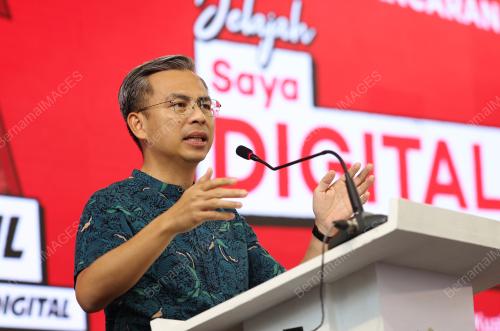 AHMAD FAHMI MOHAMED FADZIL
