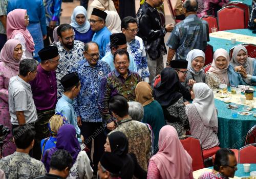 DATUK SERI ALEXANDER NANTA LINGGI