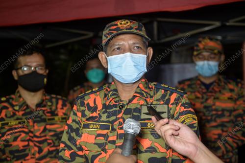 WAN MD RAZALI WAN ISMAIL
