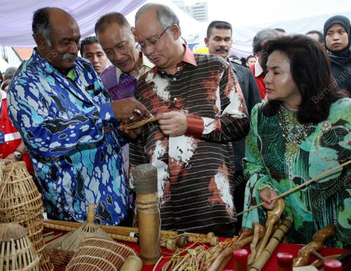 MOHD NAJIB TUN RAZAK