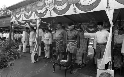 KL20_19012015_AGONG_MASJID