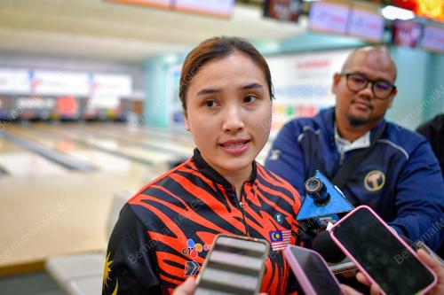 NATASHA MOHAMED ROSLAN