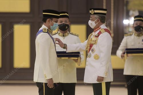 AL-SULTAN ABDULLAH RI'AYATUDDIN AL-MUSTAFA BILLAH SHAH 