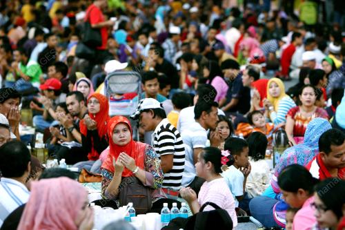 KL20_20072014_BERBUKA