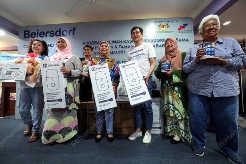 DATUK SERI NANCY SHUKRI