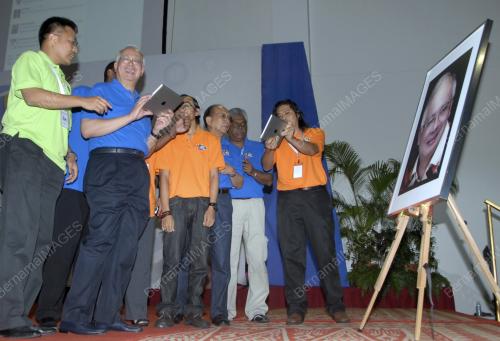 DATUK SERI NAJIB TUN RAZAK
