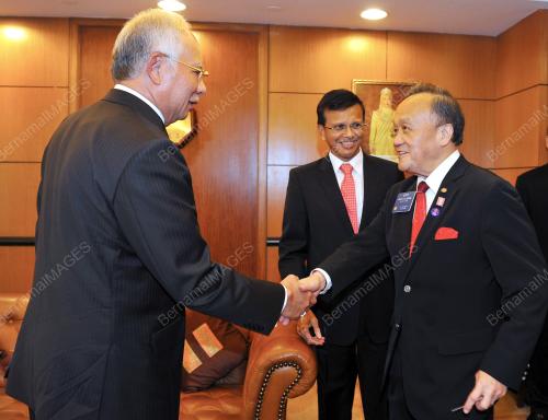 KL20_20112014_ROTARY