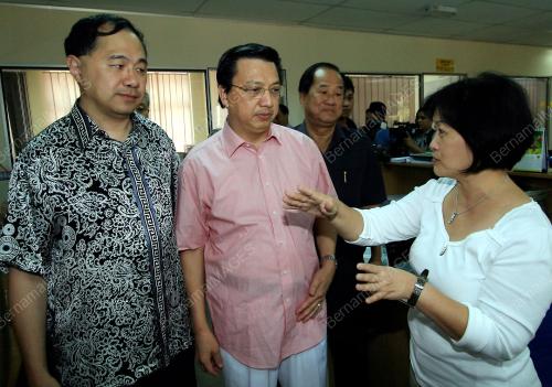LIOW TIONG LAI