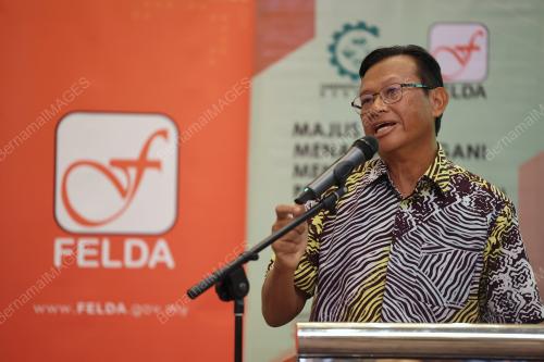 DATUK SERI AHMAD SHABERY CHEEK