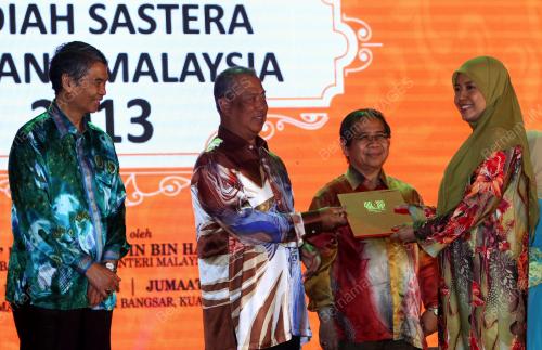 KL20_21112014_SASTERA