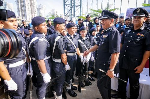 KL20_21112015_POLIS