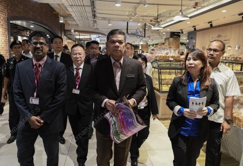 KL20_21112019_AEON_MENTERI_BN201911188059