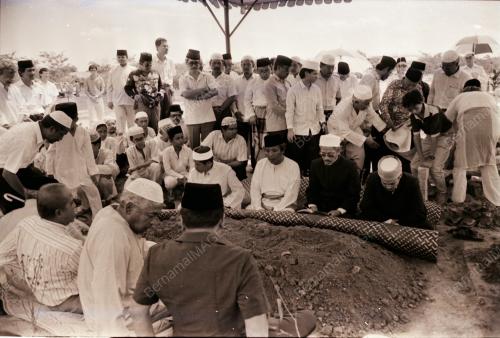 ALLAHYARHAM TAN SRI DATO' ABD JALIL HASSAN