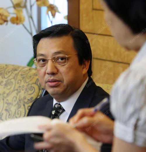 LIOW TIONG LAI