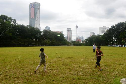 KL20_22082021_BERKELAH