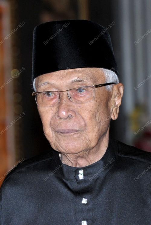 KL20_22112013_PERLANTIKAN