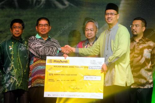 KL20_22112015_YAHIJAU