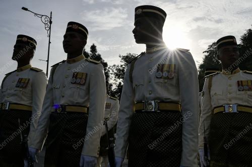 ISTIADAT PERTUKARAN PENGAWAL ISTANA NEGARA