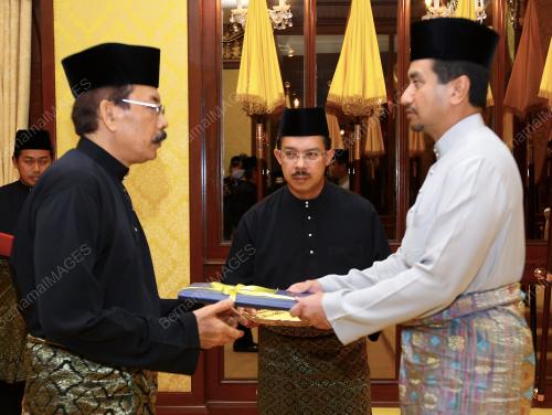 TUANKU MIZAN ZAINAL ABIDIN