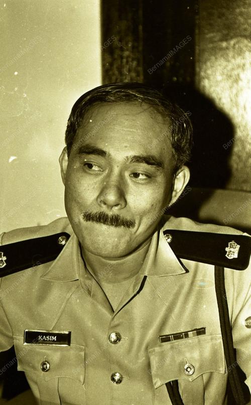 KPD AMPANG BERSAMA BARANG-BARANG RAMPASAN