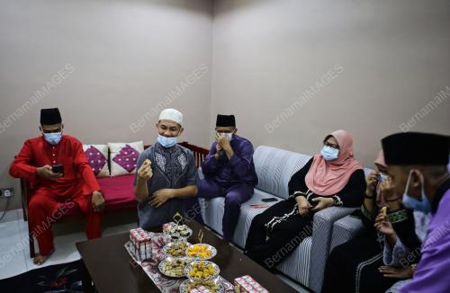 MALAM RAYA AIDILFITRI