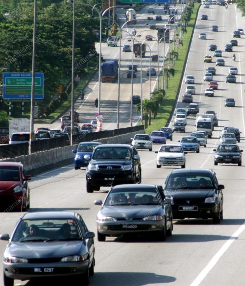 PLAZA TOL KARAK