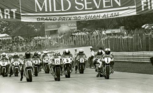 KL20_240390_GRAND_PRIX