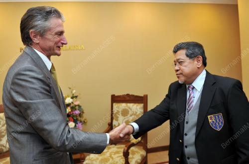 KL20_24032014_PARLIMEN
