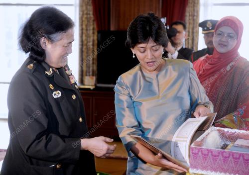 KL20_24072012_KUNJUNGAN