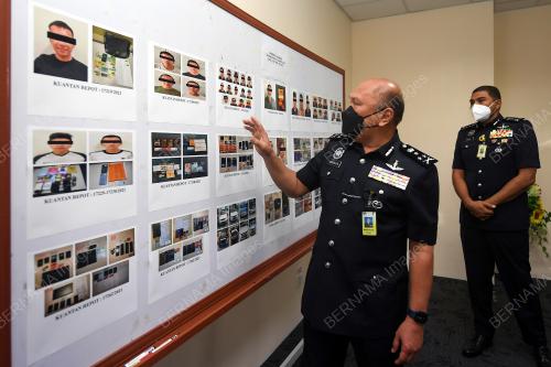 DATUK MOHD KAMARUDIN MD DIN