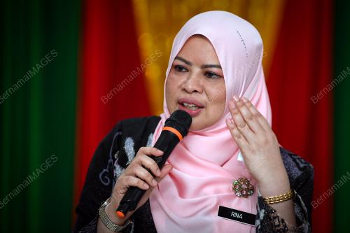 DATUK SERI RINA HARUN